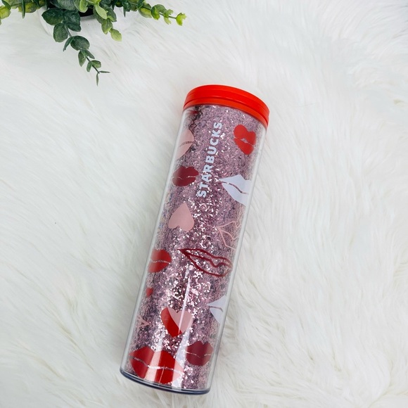 Starbucks Holiday 2021 Hearts & Lips Pink Glitter Tumbler - Picture 1 of 7